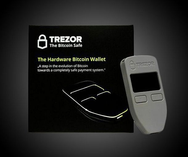 Безопасный кошелек для хранения и операций с биткоинами Trezor