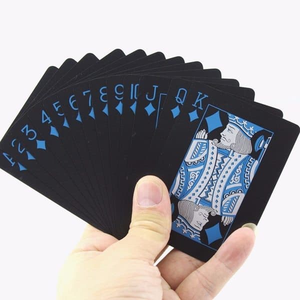 Набор игральных карт во влагозащищённой коробке
