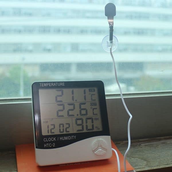 Электронный измеритель температуры и влажности