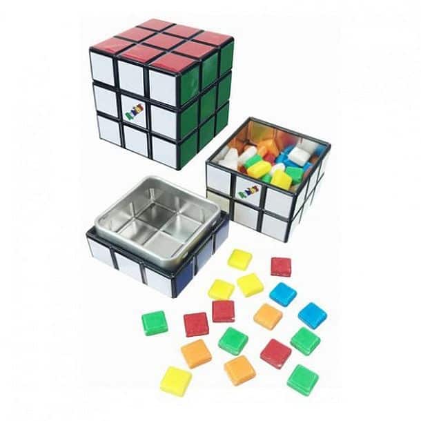 Кондитерский контейнер в виде кубика Рубика