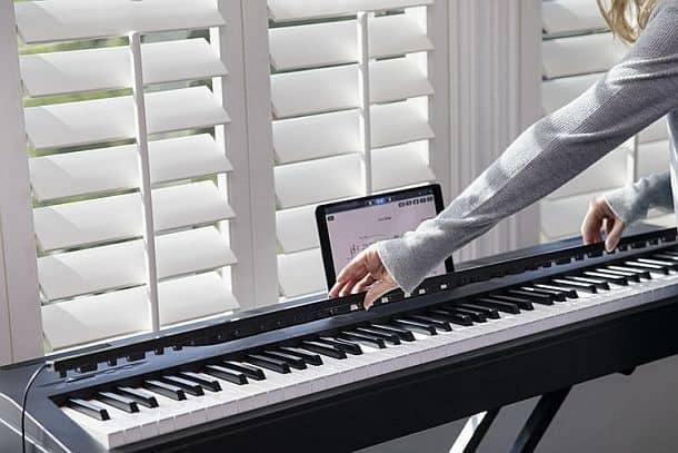 Обучающее светодиодной устройство для игры на фортепиано One Piano Hi-Lite