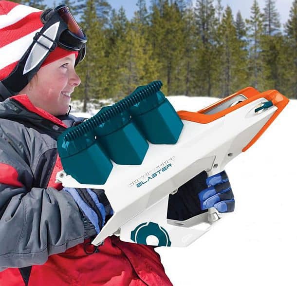 Снежкометательное орудие Arctic Force SnowBall Blaster 