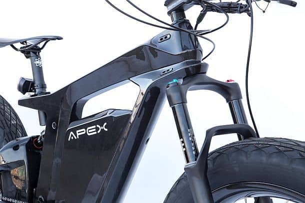 Электрический велосипед нового поколения Luna Apex
