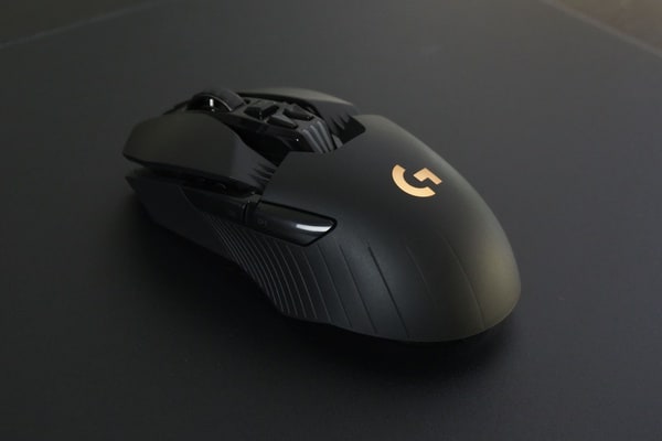 Универсальная мышь Logitech G903