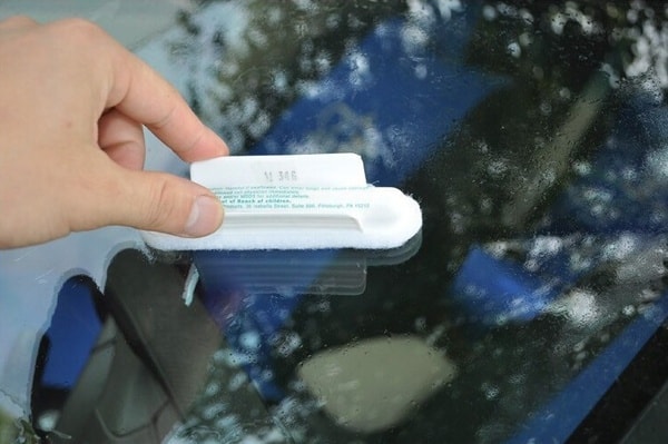 Средство для нанесения гидрофобного слоя на автомобильные стёкла