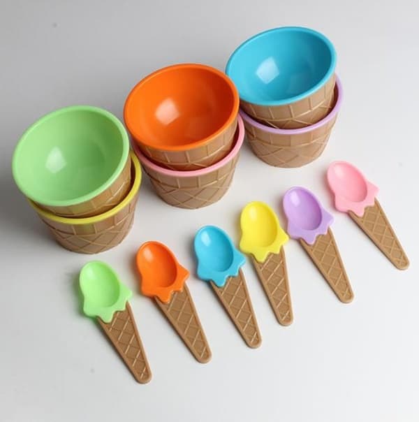 Детские миски в виде вафельных стаканчиков мороженого