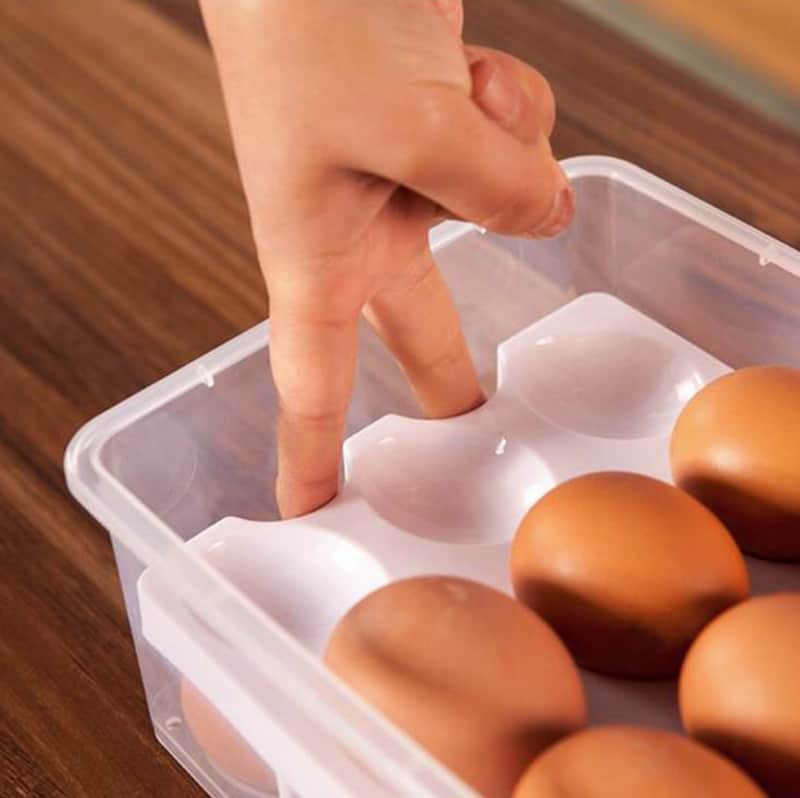 Двухуровневый контейнер для 24 яиц