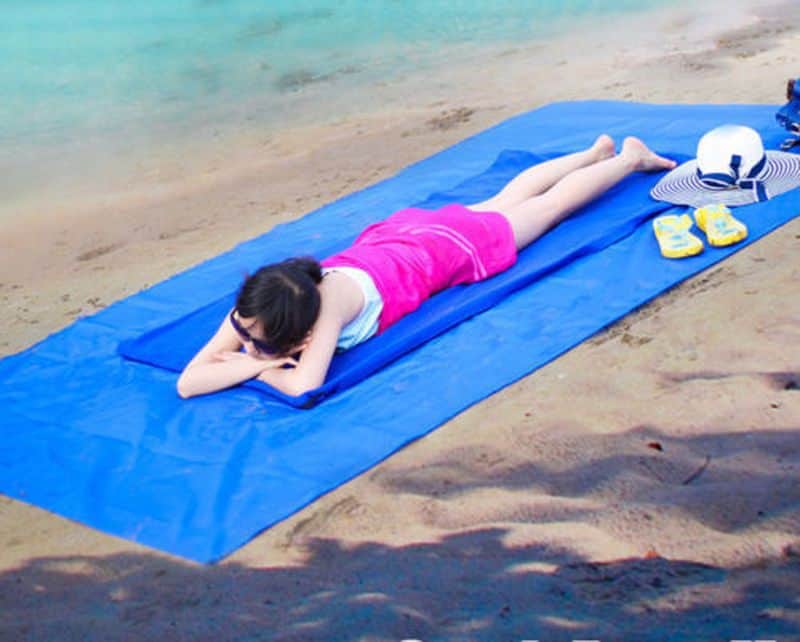 Большой пляжный коврик с защитой от песка