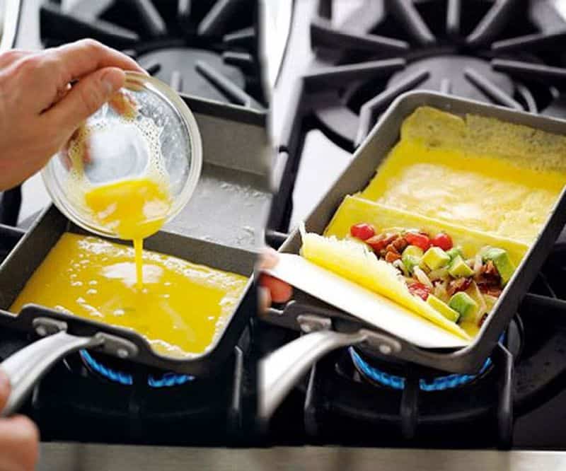 Антипригарная сковорода для приготовления омлета
